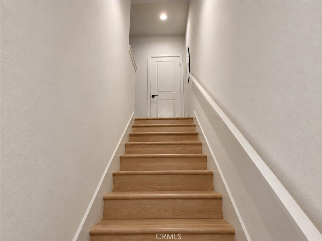 2143 Marine Walk Property Photo 3