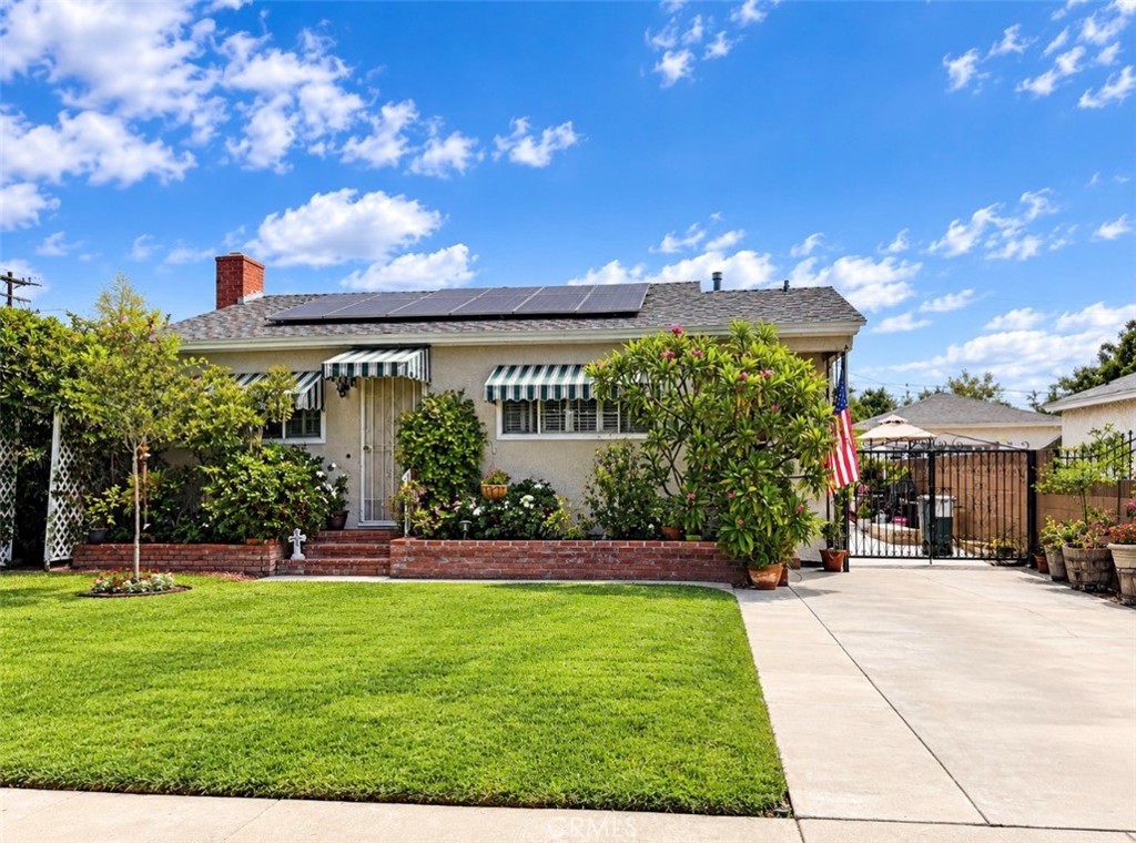 5618 Adele Property Photo 2