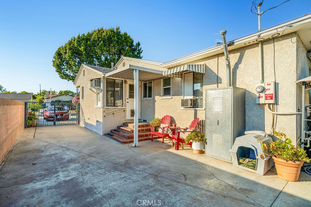 5618 Adele Property Photo 32