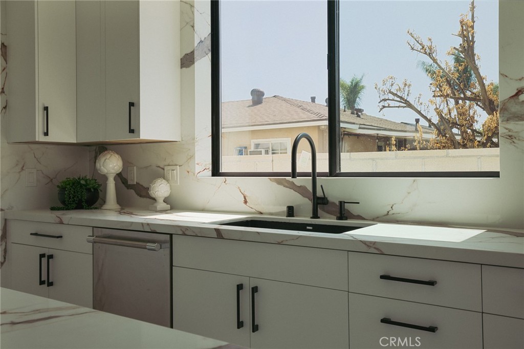 11841 Magnolia Street Property Photo 20