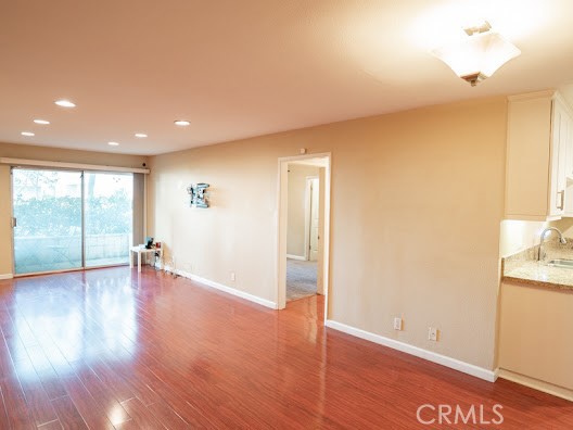 3565 Linden 150 Property Photo 4
