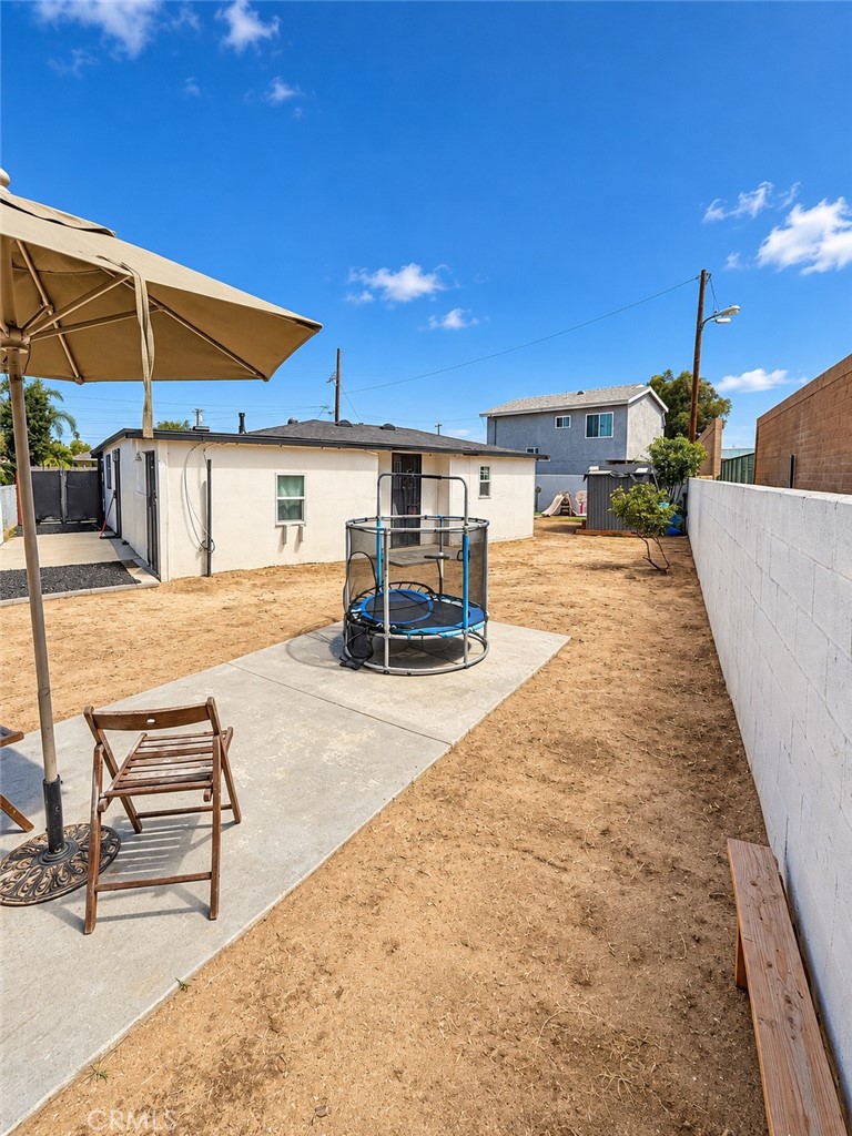 12322 Flagstone Property Photo 24
