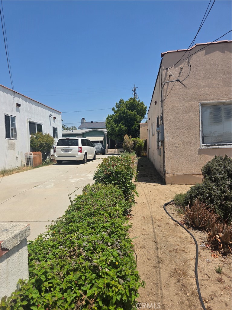 1730 Temple Property Photo 3