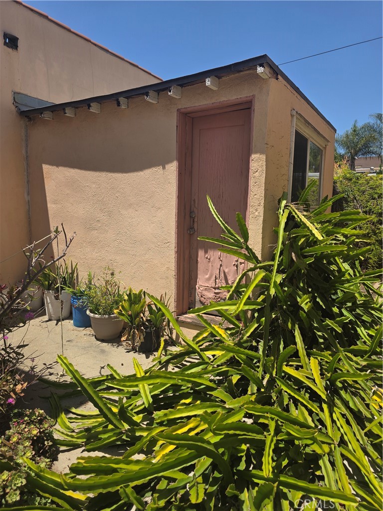 1730 Temple Property Photo 7