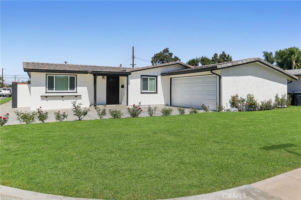 2037 W Arbor Property Photo 1