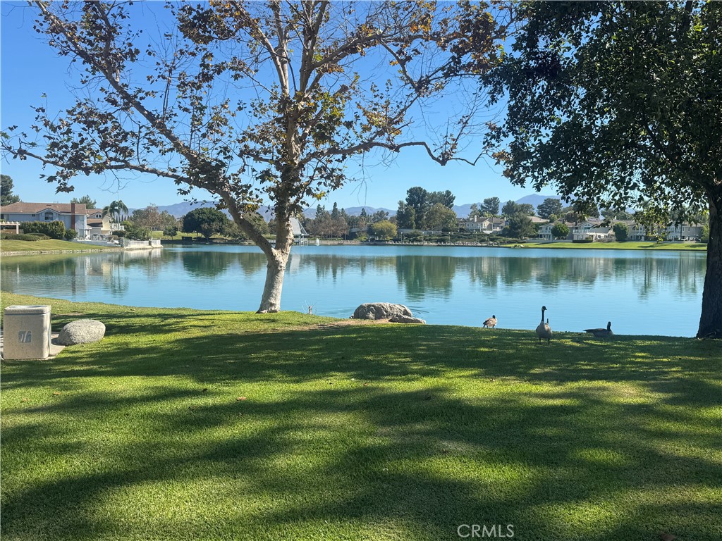 17 Smokestone Property Photo 6