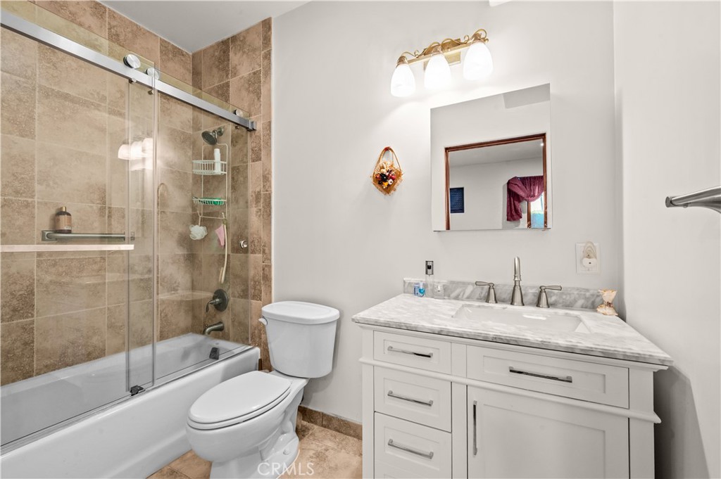 2037 Hill Drive Property Photo 38