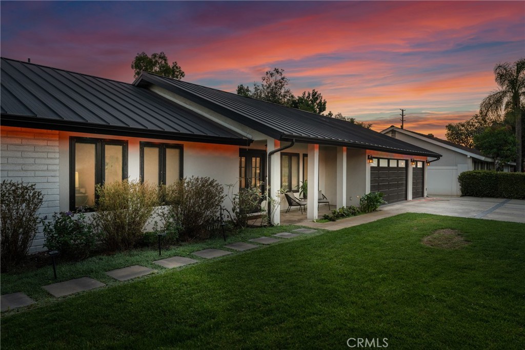 17052 El Cajon Avenue Property Photo 14