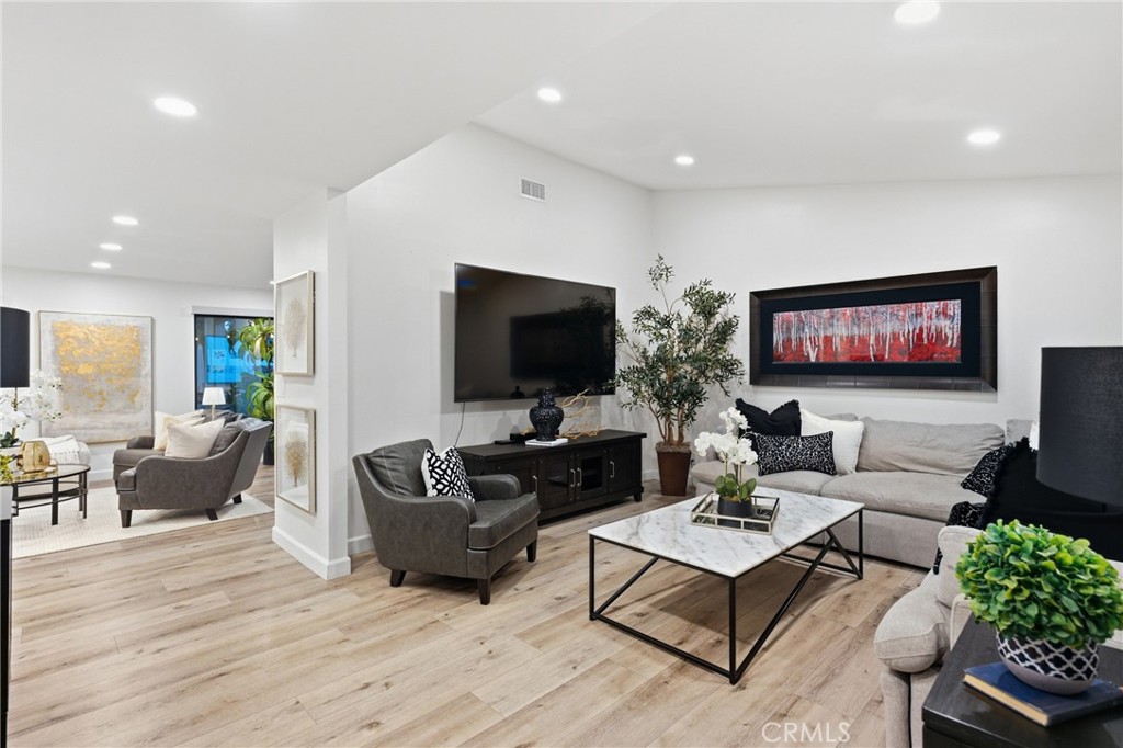 17052 El Cajon Avenue Property Photo 17