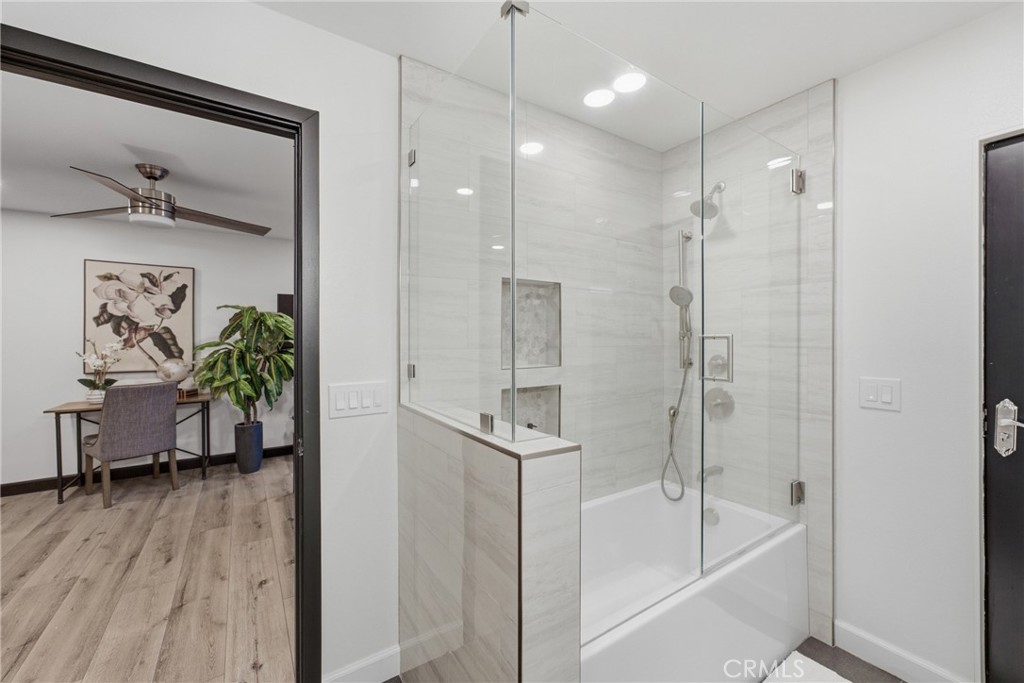 17052 El Cajon Avenue Property Photo 42