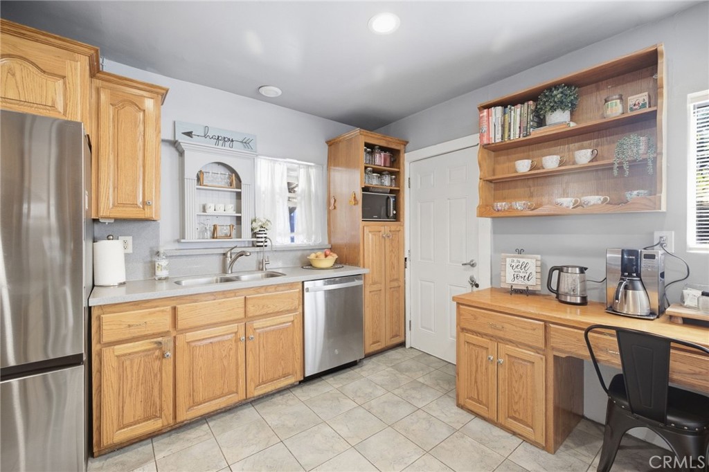 6266 Western Property Photo 12