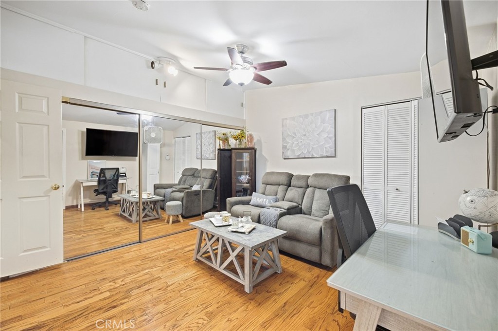 6266 Western Property Photo 16