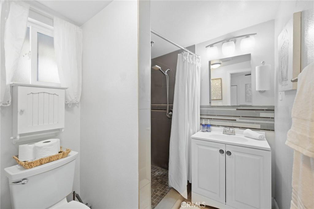 6266 Western Property Photo 17