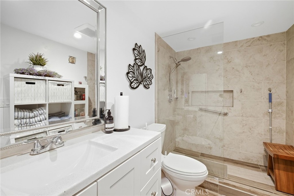 6266 Western Property Photo 22
