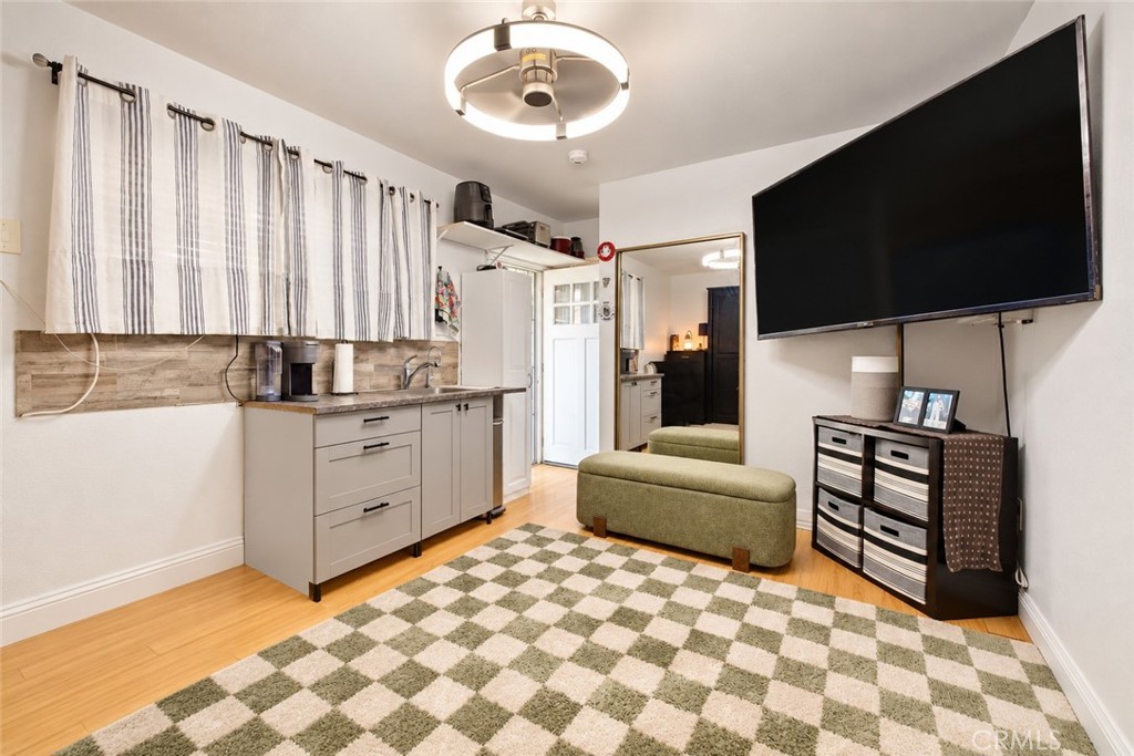 6266 Western Property Photo 24
