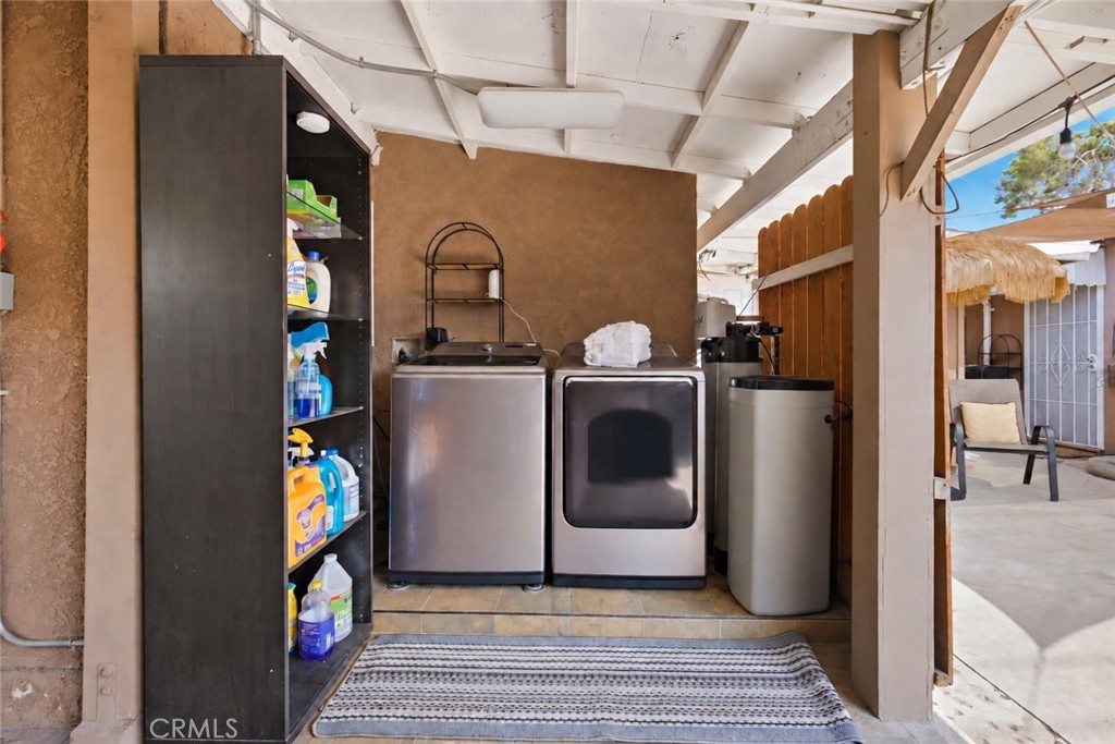 6266 Western Property Photo 30