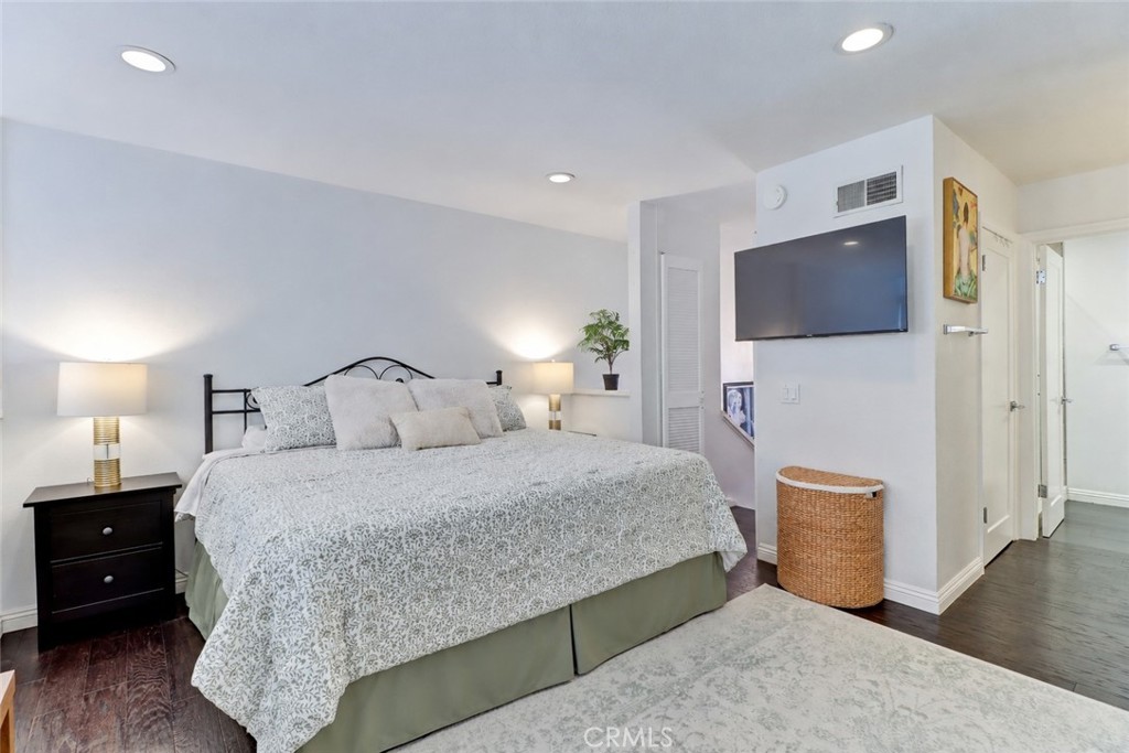 1048 Cabrillo Park Drive A Property Photo 14
