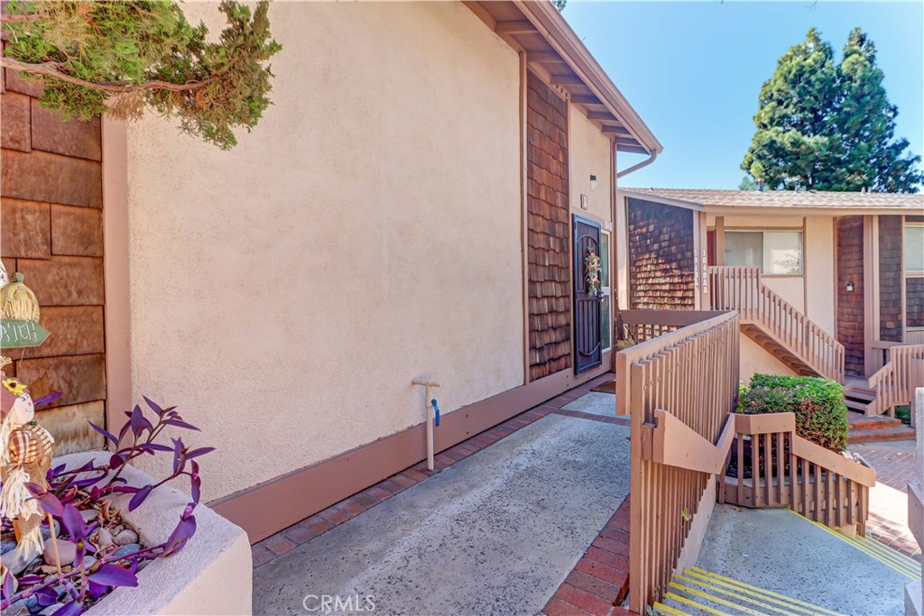 1048 Cabrillo Park Drive A Property Photo 26