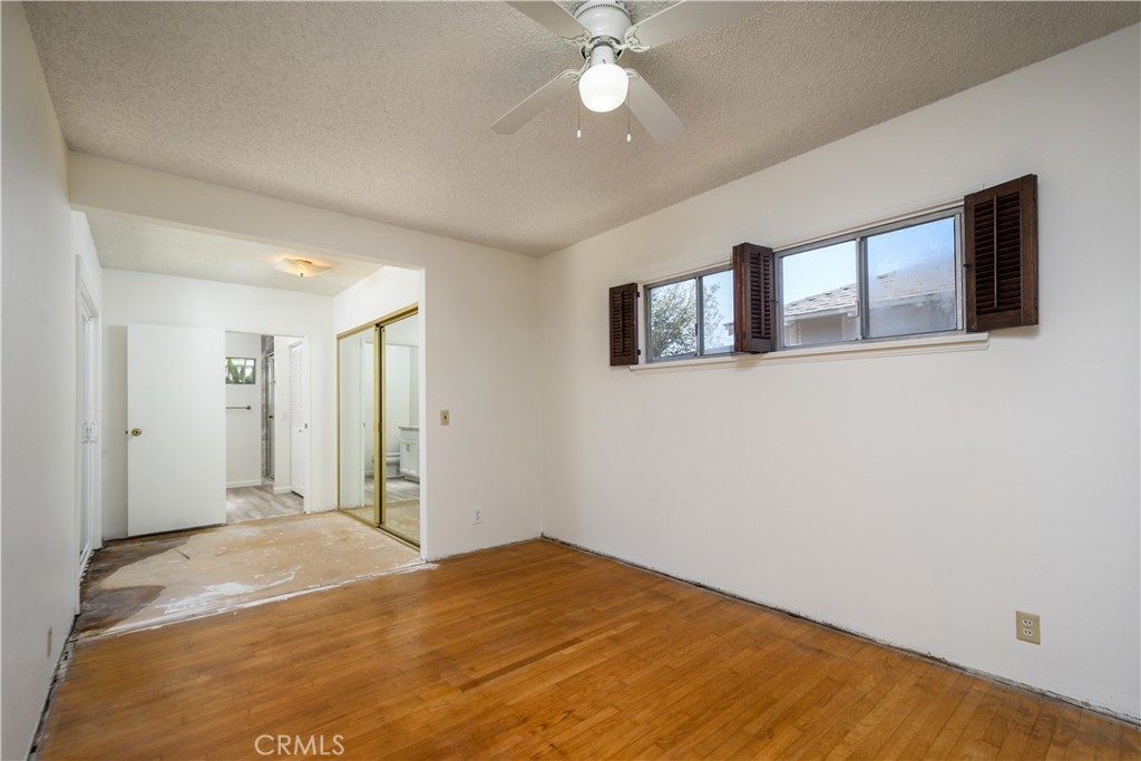 11042 Maple Property Photo 10