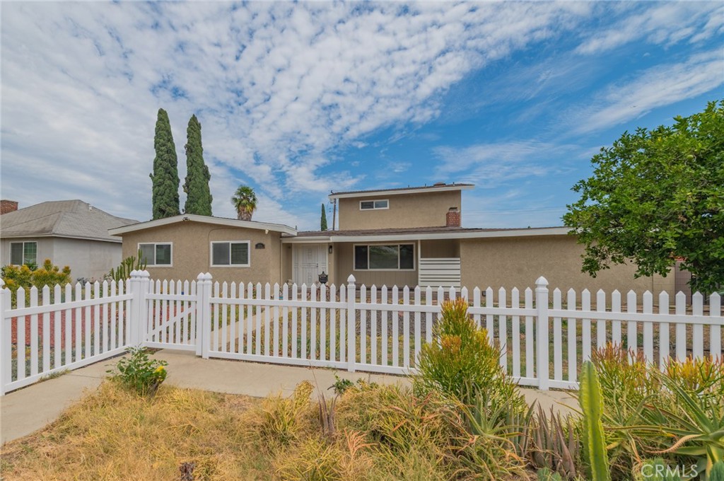 1334 Glendora Avenue Property Photo 1