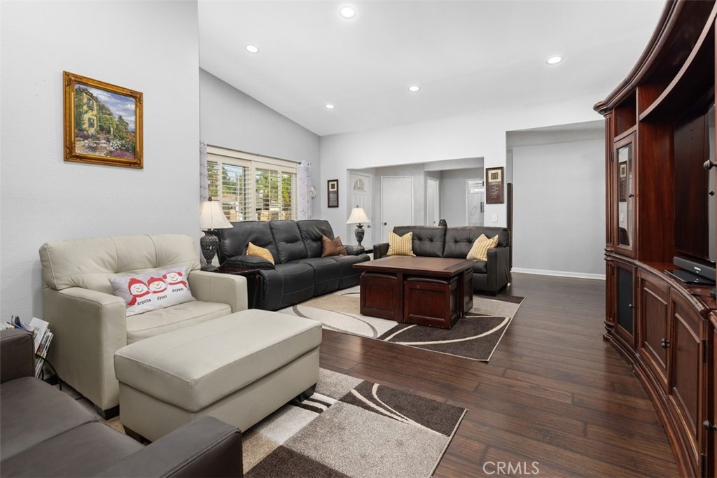 24254 Doeskin Place Property Photo 4