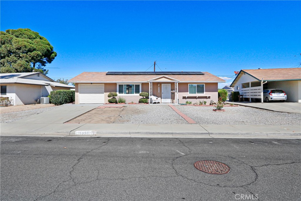 28990 Prestwick Property Photo 1