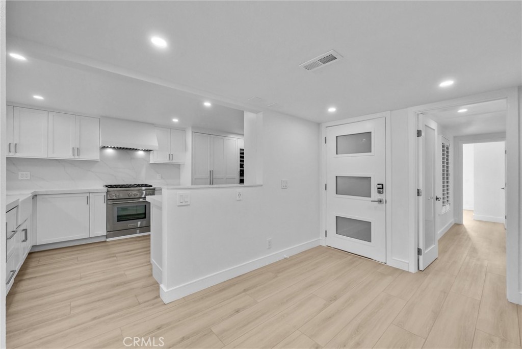 16341 Grenoble Property Photo 3