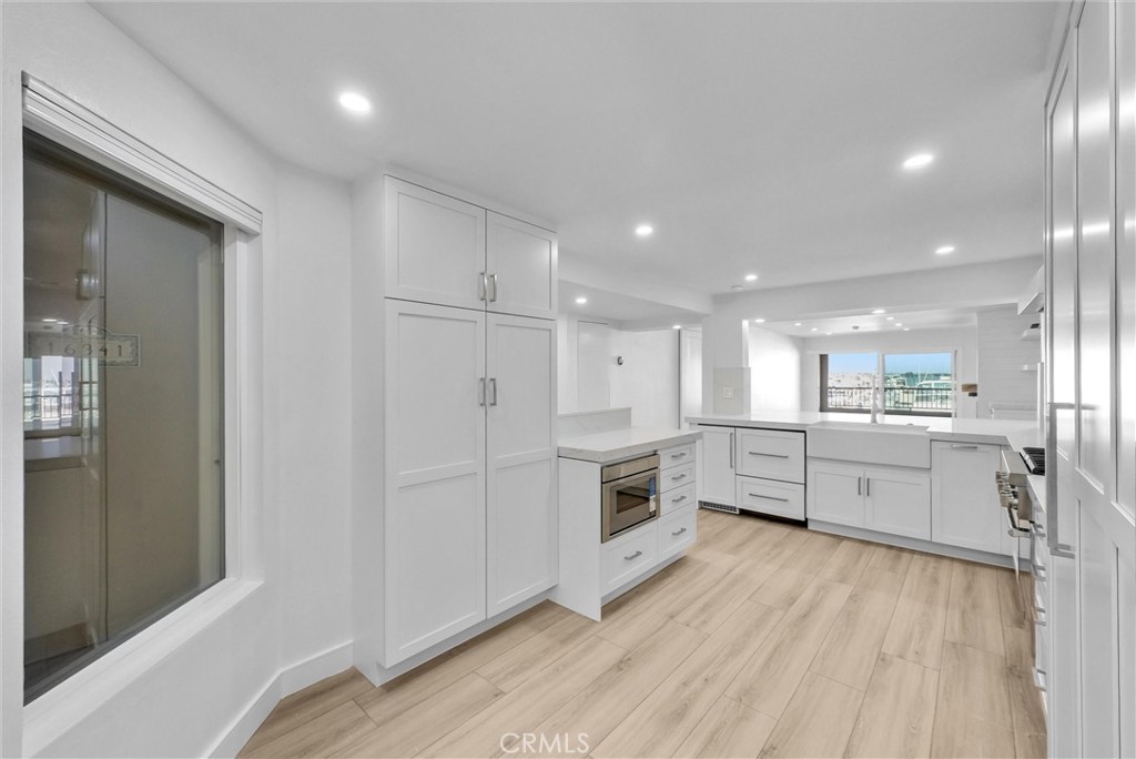 16341 Grenoble Property Photo 4