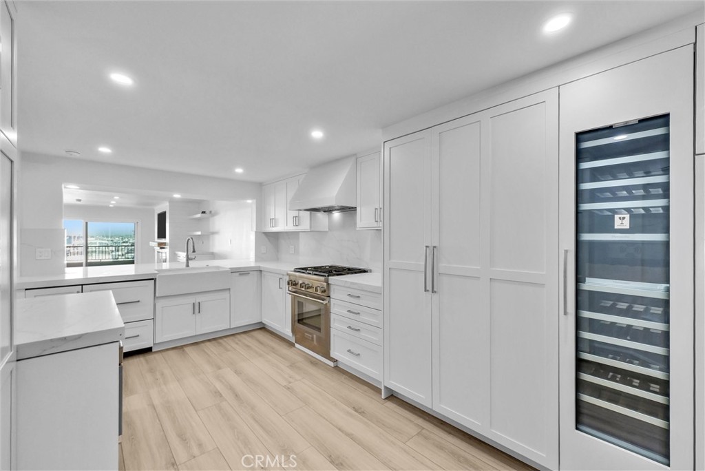 16341 Grenoble Property Photo 6