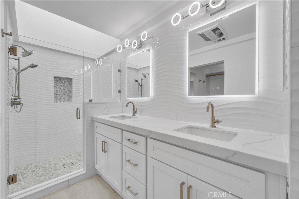 16341 Grenoble Property Photo 18