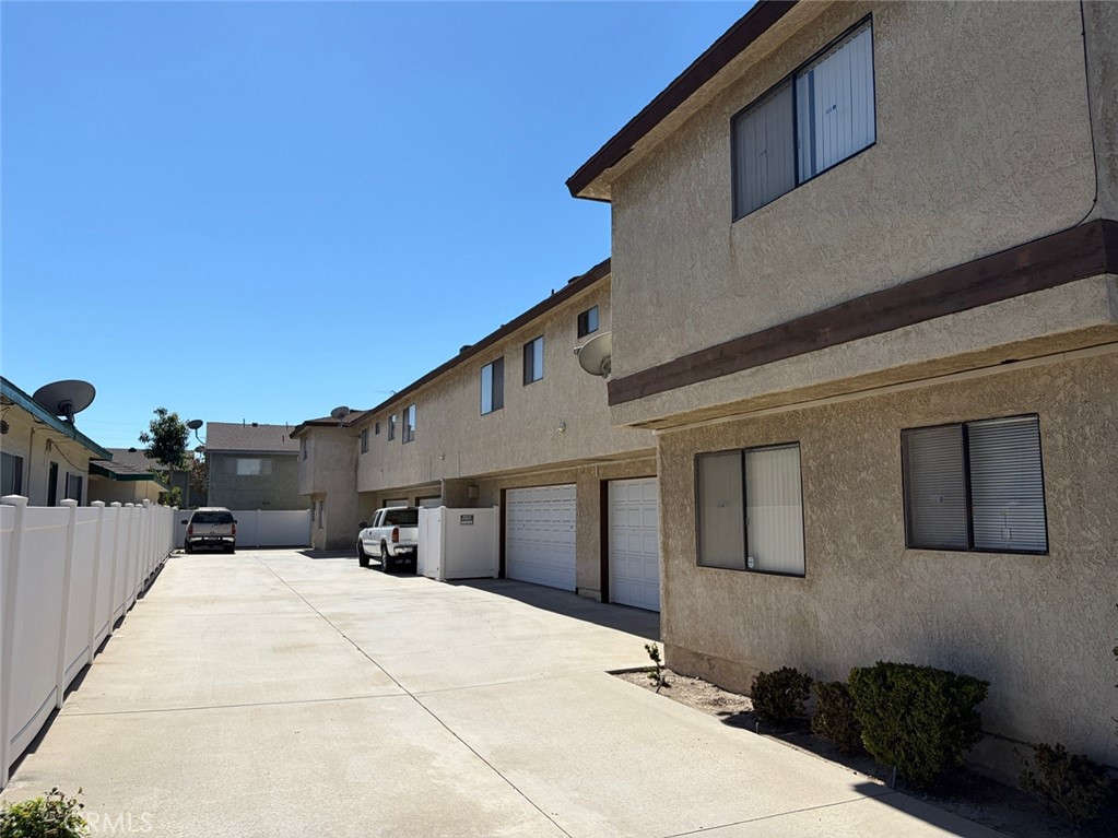 10134 Walnut Street Property Photo 2