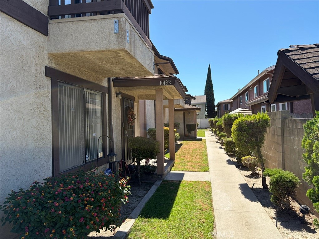 10134 Walnut Street Property Photo 3