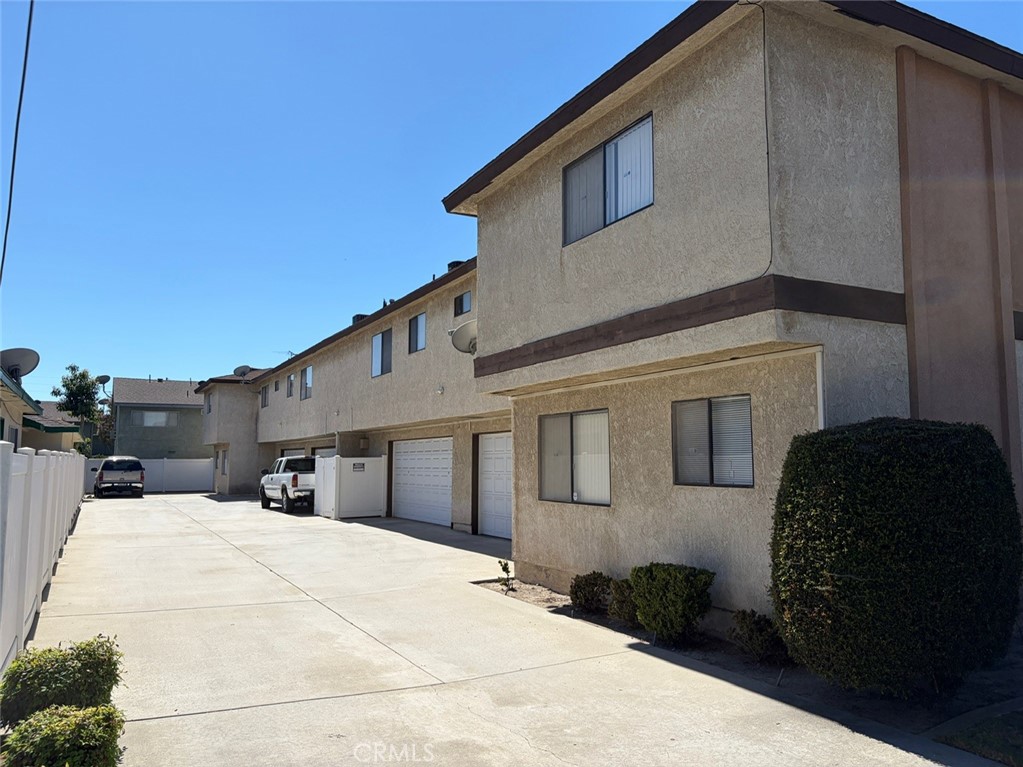 10134 Walnut Street Property Photo 6