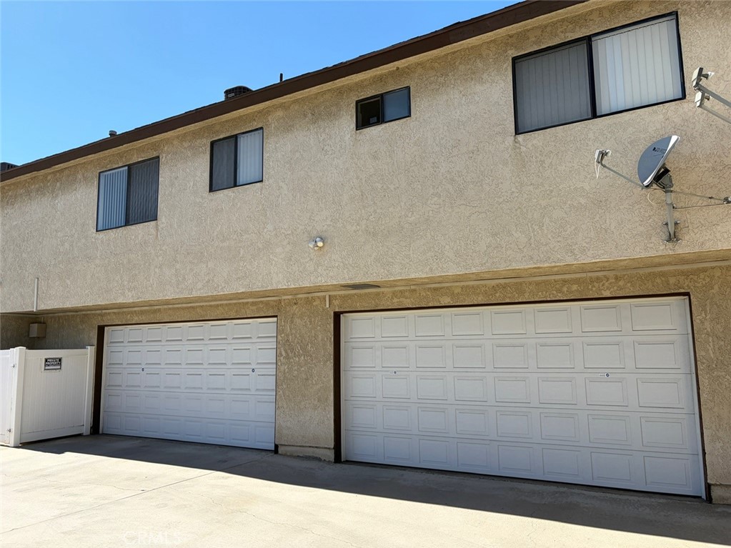 10134 Walnut Street Property Photo 7