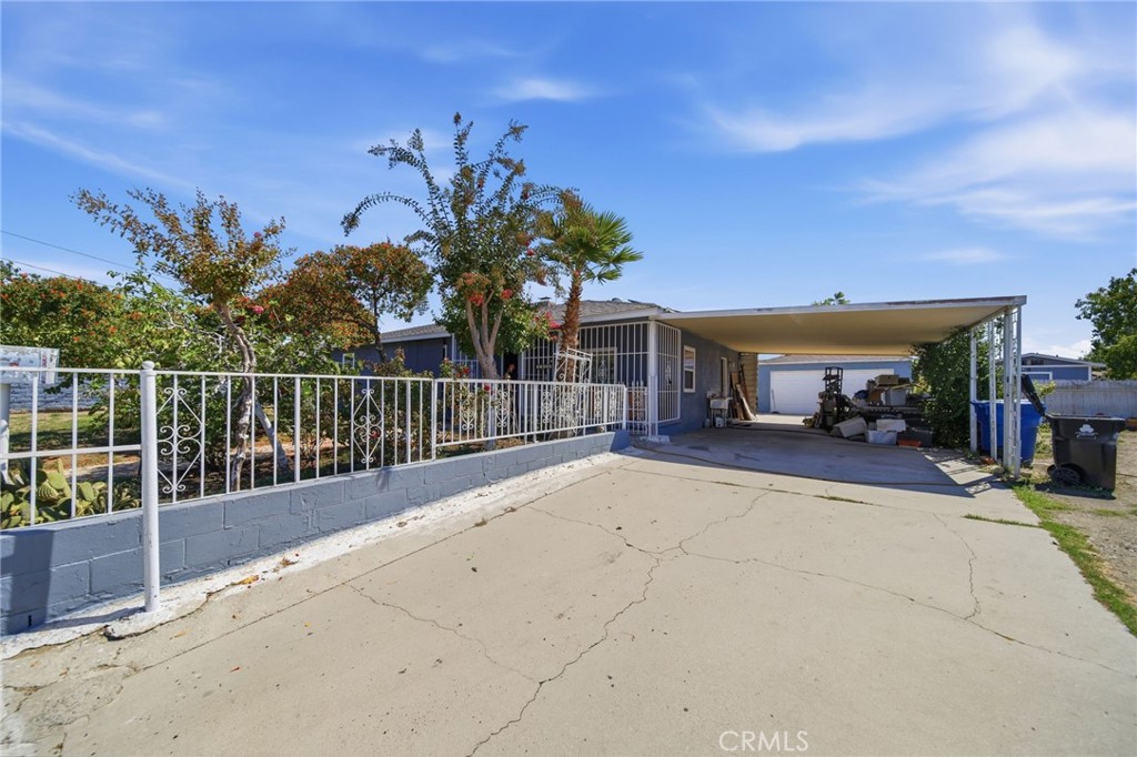 13500 Pierce Property Photo 2