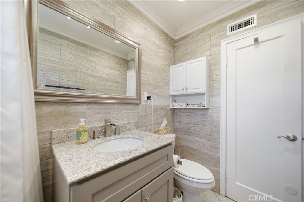 13500 Pierce Property Photo 25