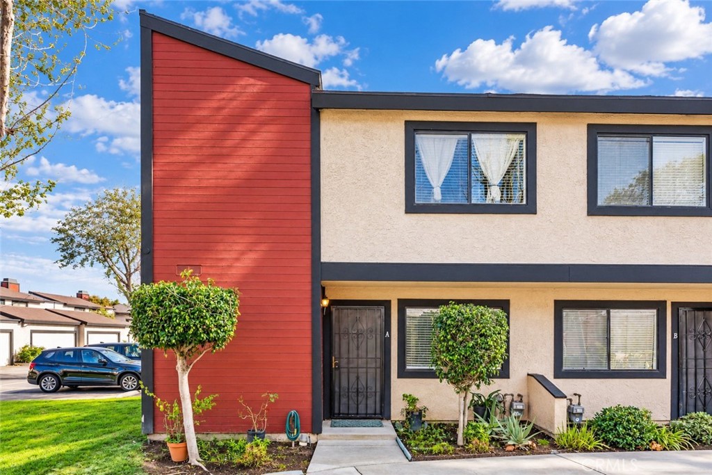 8574 Chapman A Property Photo 1