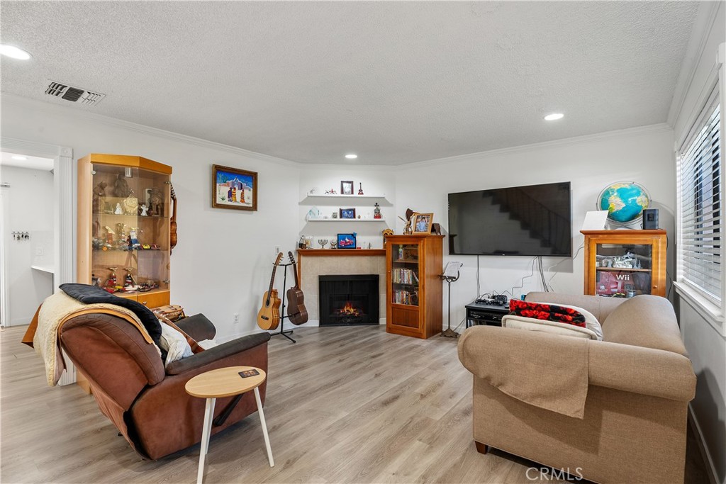 8574 Chapman A Property Photo 5