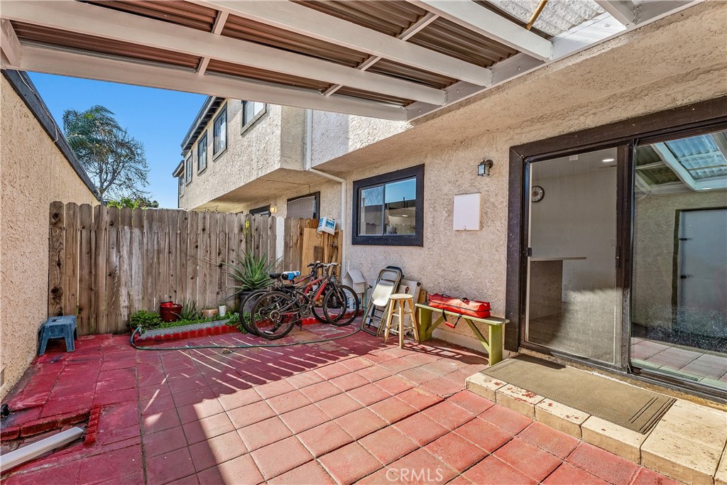 8574 Chapman A Property Photo 11