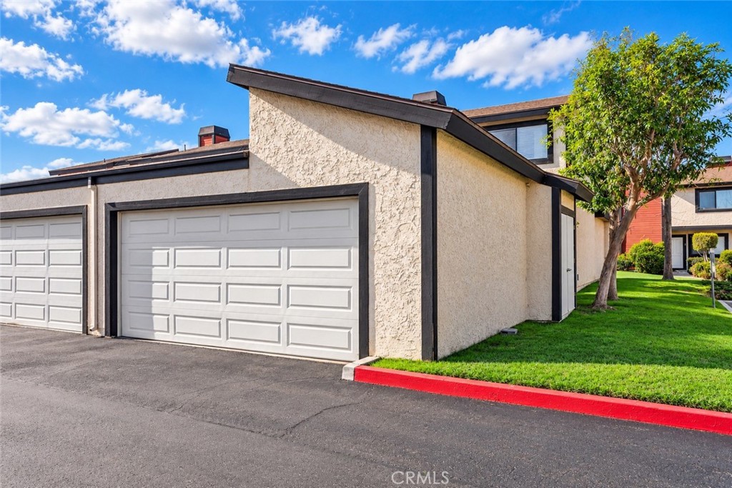 8574 Chapman A Property Photo 12
