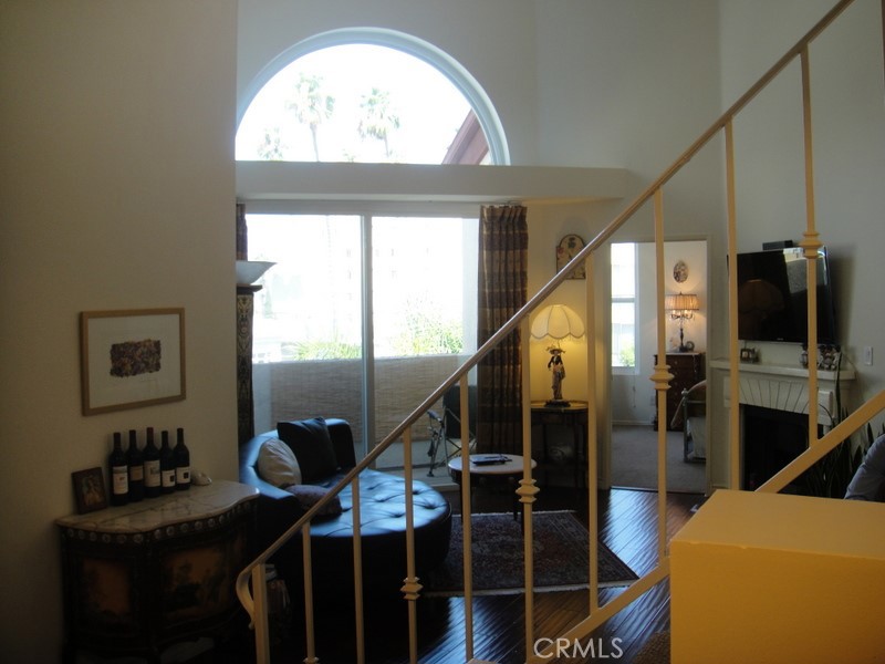 620 S Gramercy Property Photo 4
