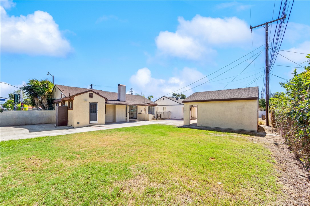 12001 West Property Photo 46