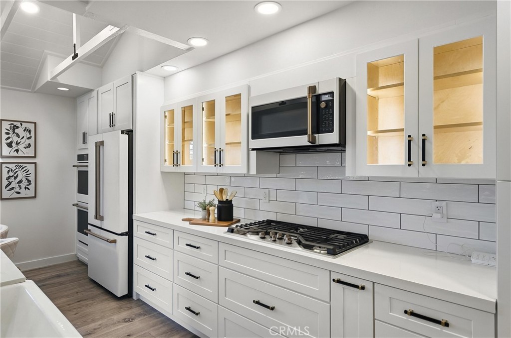 17515 Via Lindo Property Photo 9