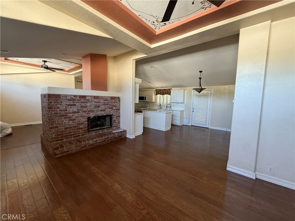 320 N Park Vista Street 116 Property Photo 7