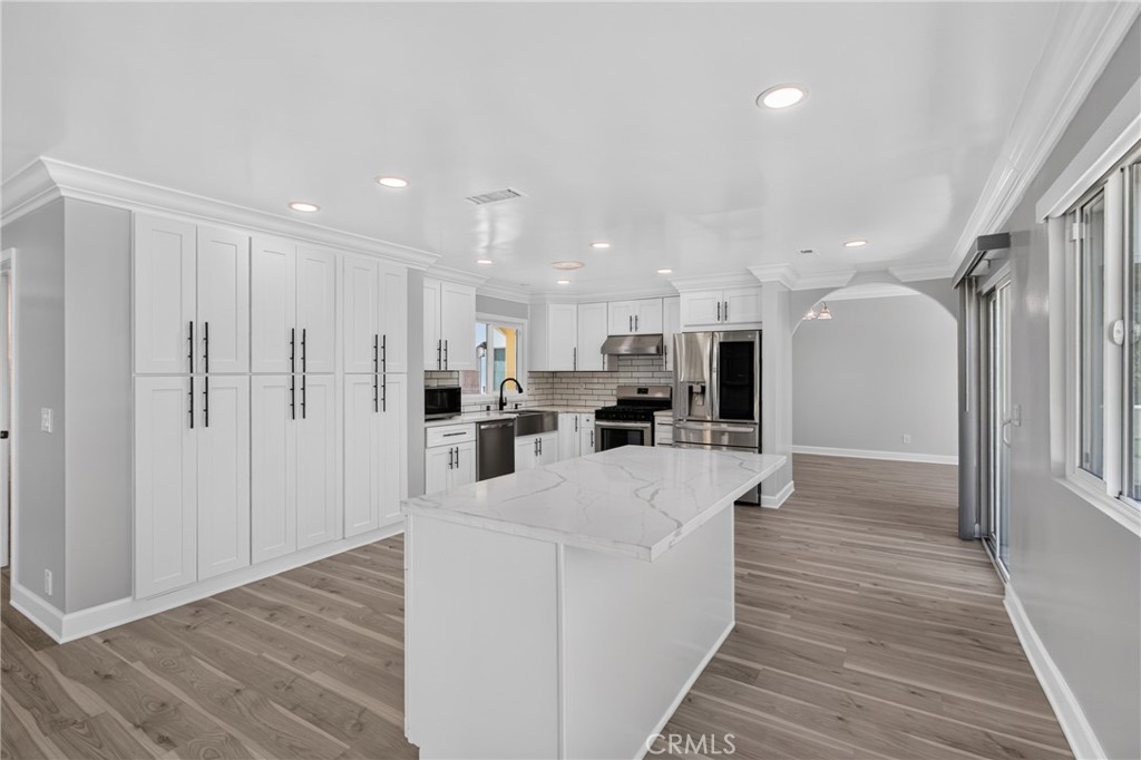 5451 Lockhaven Drive Property Photo 12