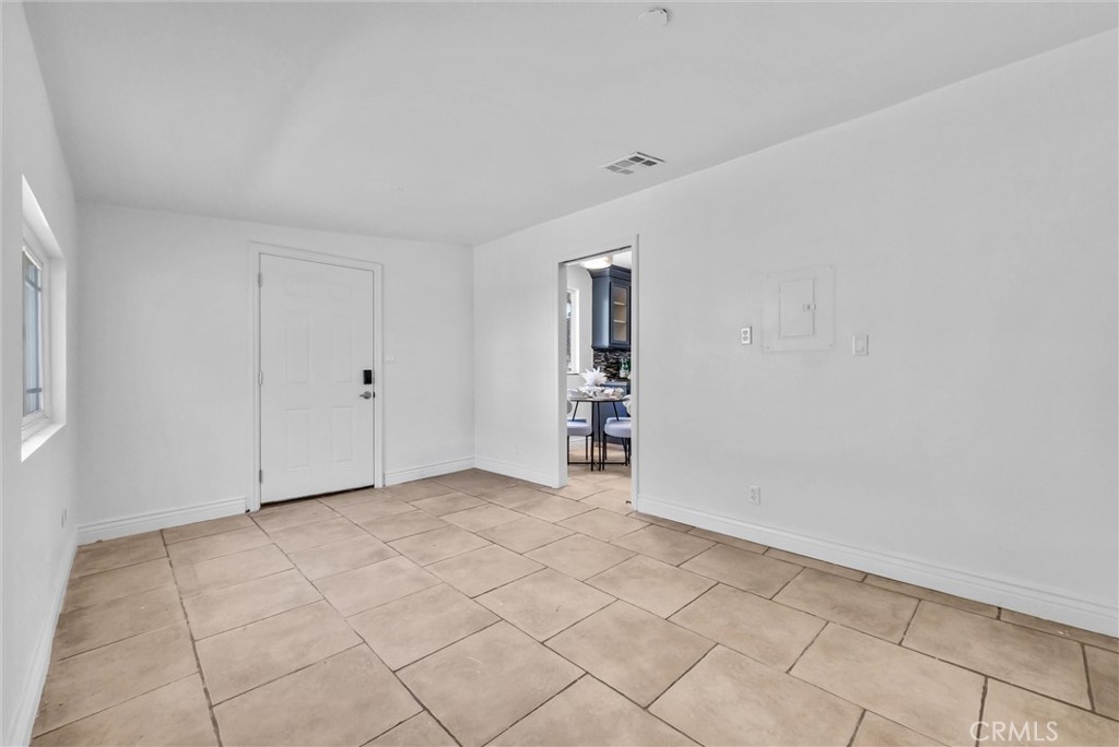 4852 Chino Property Photo 11