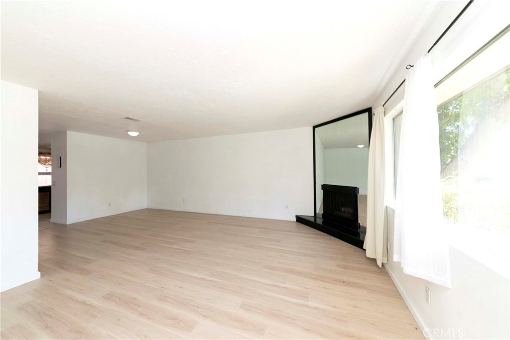 3733 N Harbor 53 Property Photo 2