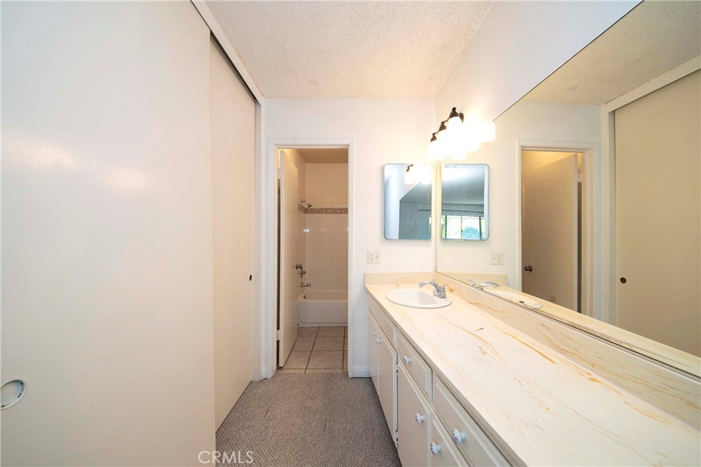 3733 N Harbor 53 Property Photo 11