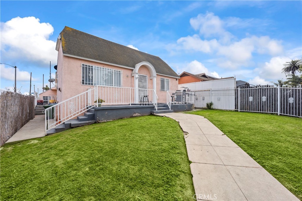 7705 S Vermont Avenue Property Photo 6