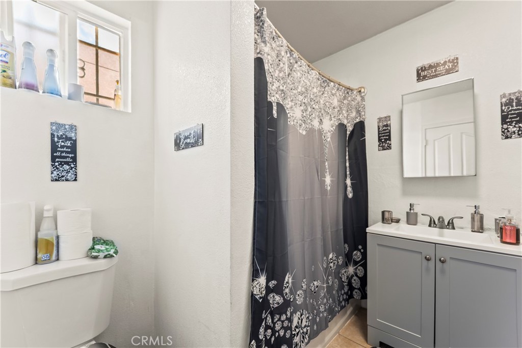 7705 S Vermont Avenue Property Photo 22